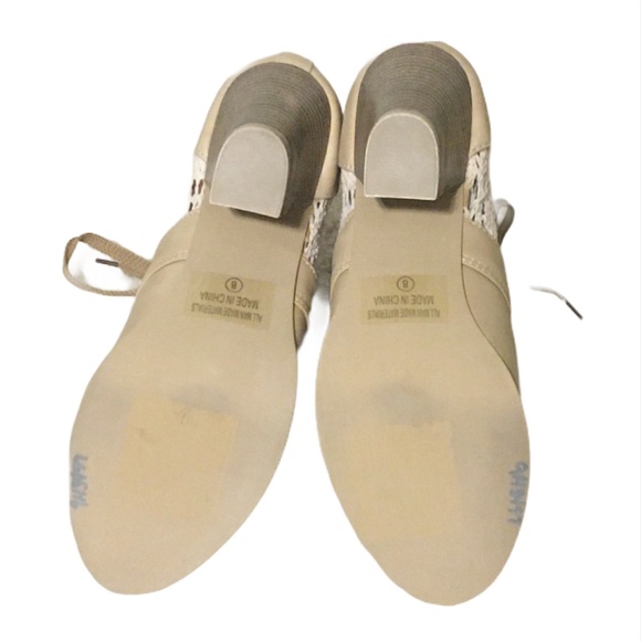 New Chase & Chloe Heel Booties Shoes Beige Size 8 - Picture 5 of 6